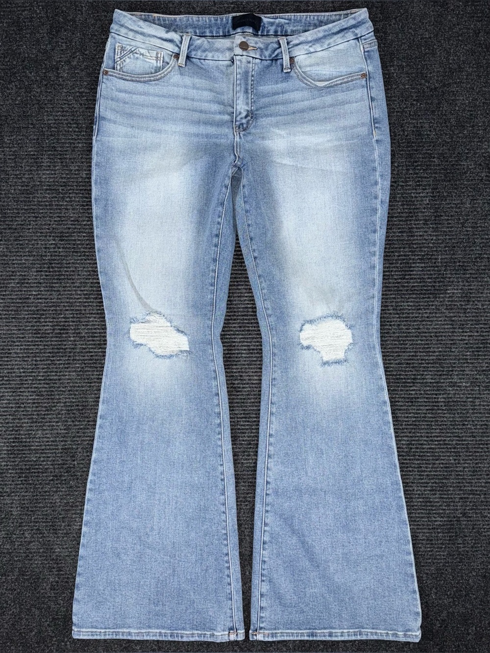 Buckle Black Fit 53 Flare Stretch Jeans Light Distressed 33x34 LONG BBW3205L EUC